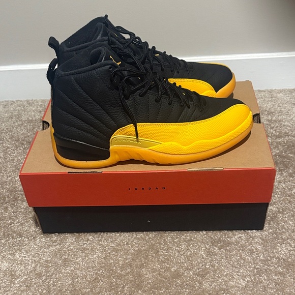 Jordan Retro 12 - Picture 4 of 7